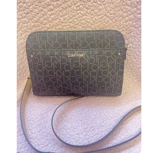Calvin Klein crossbody purse